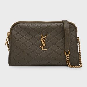 GABY ZIPPED POUCH IN QUILTED LAMBSKIN LIGHT MUSK